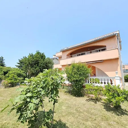 Tomislav Nv 8 Pax - With Sea View, 250 M From The דירה *