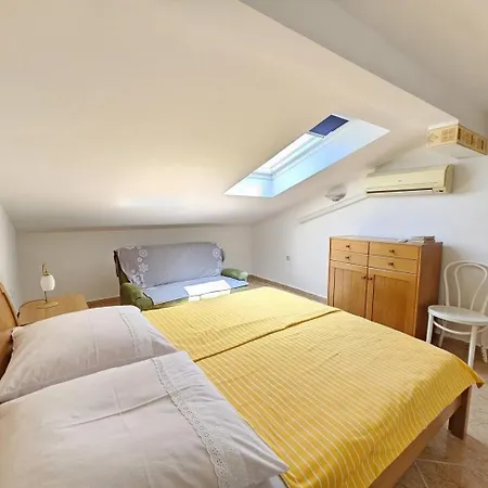 Tomislav Nv 8 Pax - With Sea View, 250 M From The *
